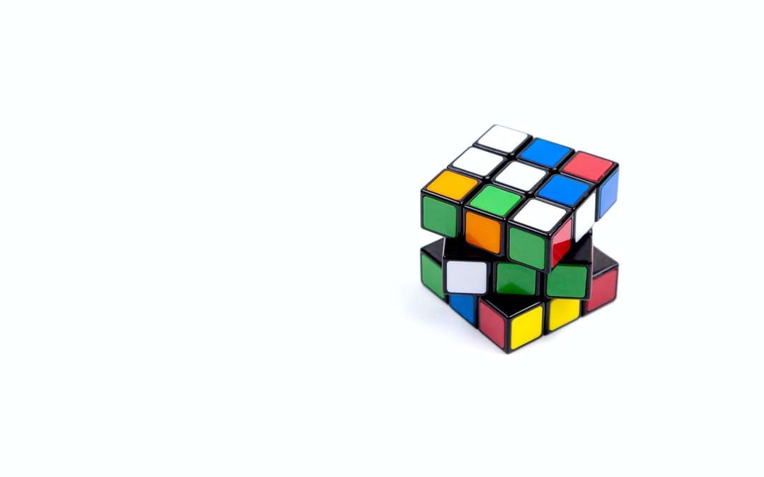 Jucărie cub Rubik 3x3 jigsaw puzzle online
