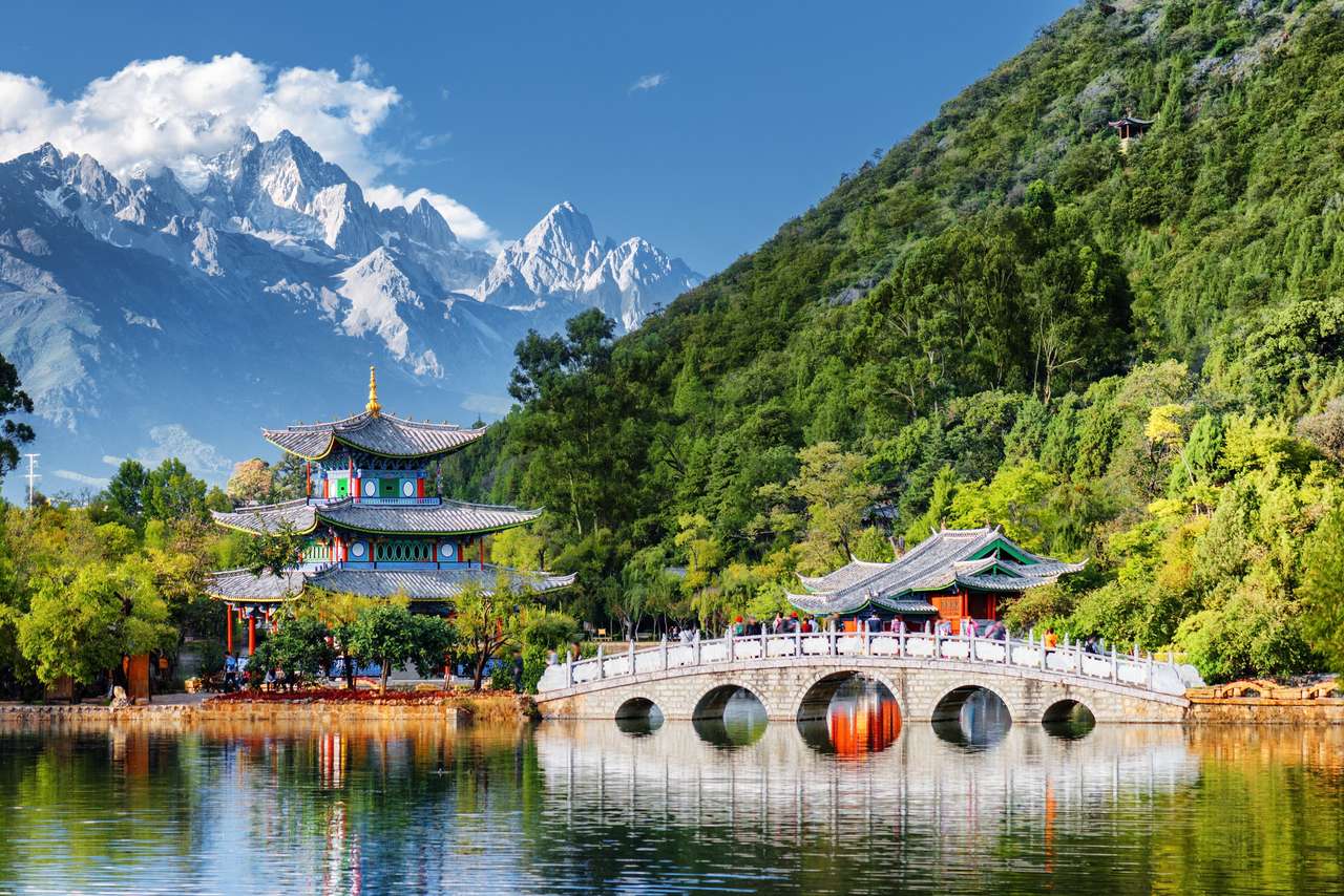 Jade Dragon Snow Mountain, Lijiang, Chine puzzle en ligne
