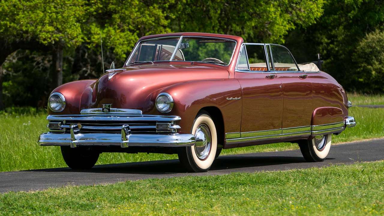 1949 Kaiser Deluxe Caribbean Coral Convertible Sed онлайн пазл