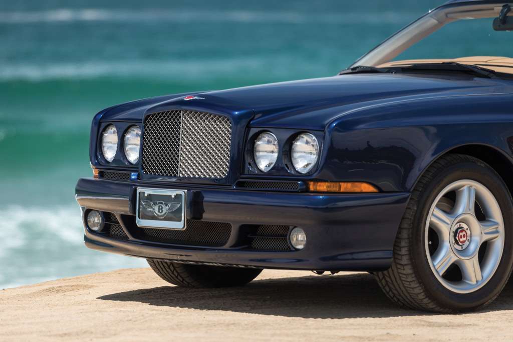 Bentley Continental Convertible онлайн пазл