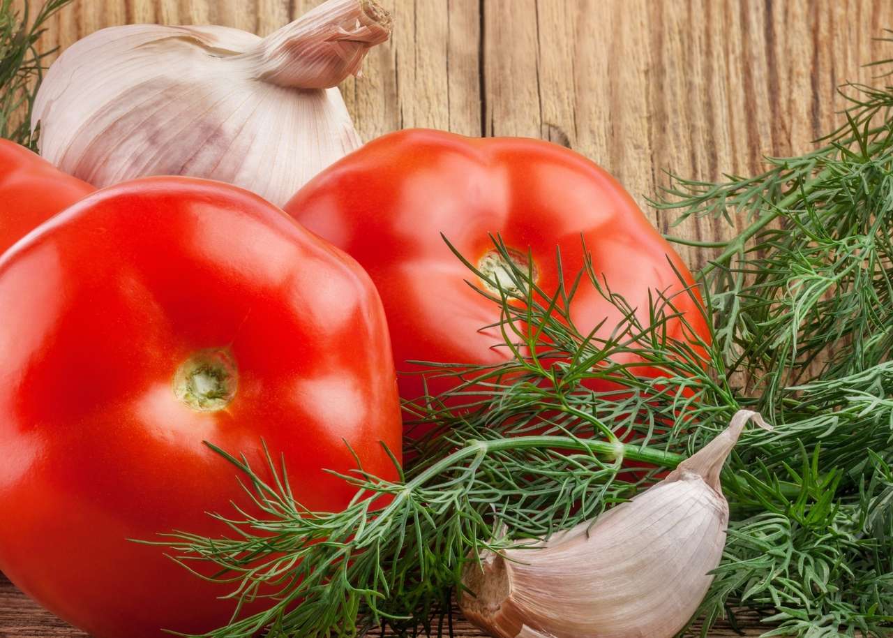 Tomater, vitlök Pussel online