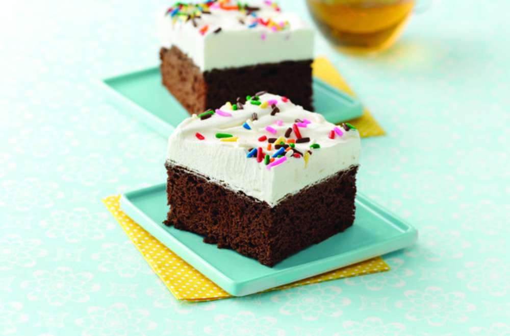 Торт с мороженым и шоколадной глазурью пазл онлайн