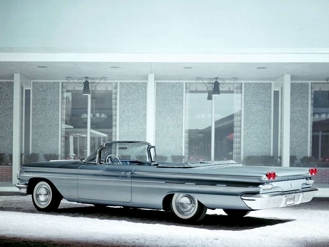 Кабріолет Pontiac Bonneville 1960 року випуску онлайн пазл