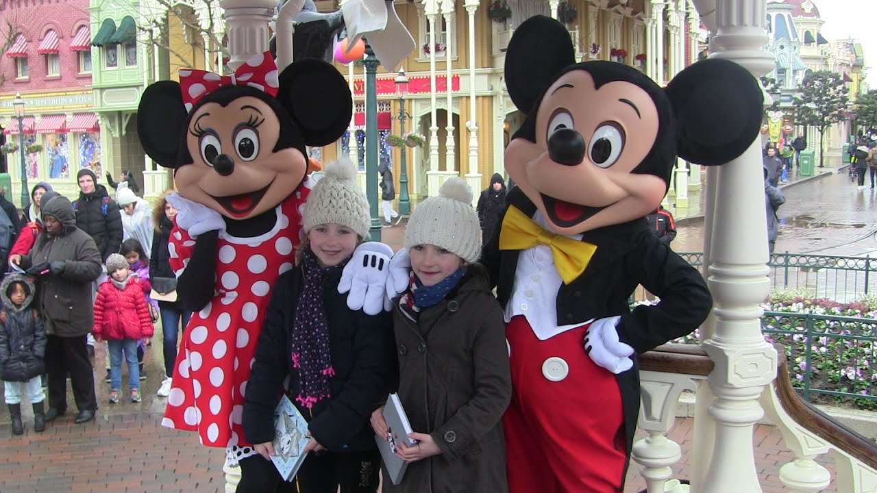 Mickey Mouse - Disneyland pussel på nätet