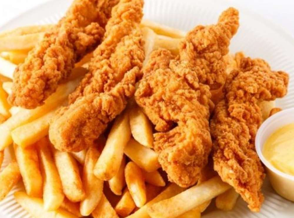 Куриные котлеты и картофель фри KFC онлайн-пазл