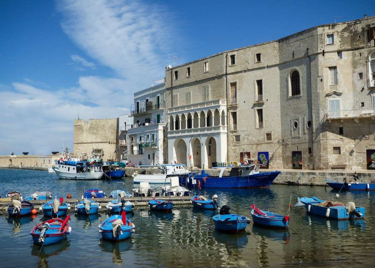 Italia- Apulia rompecabezas en línea
