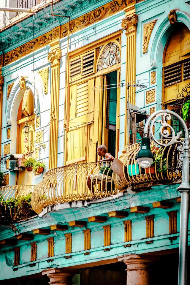 Balkon in Havanna. Puzzlespiel online