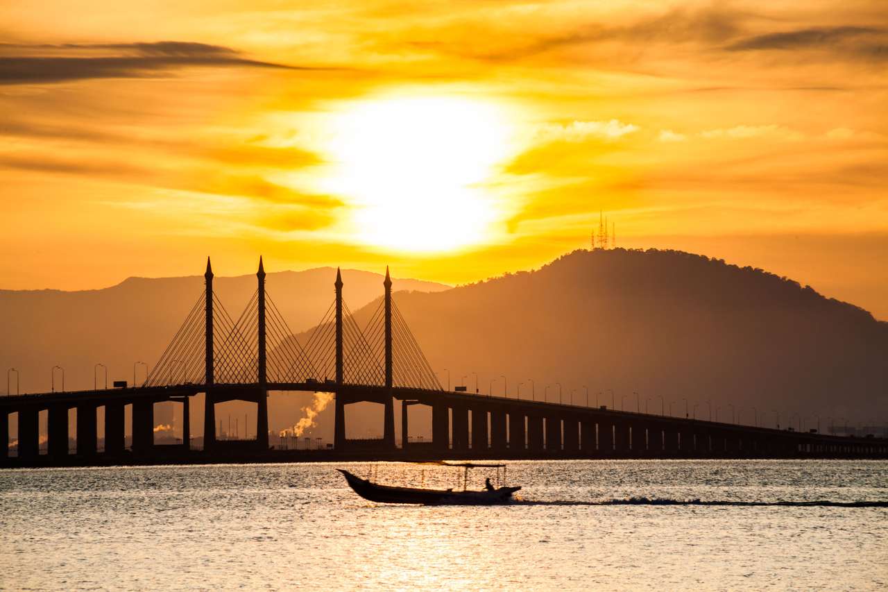 Penang Bridge vista da costa quebra-cabeças online