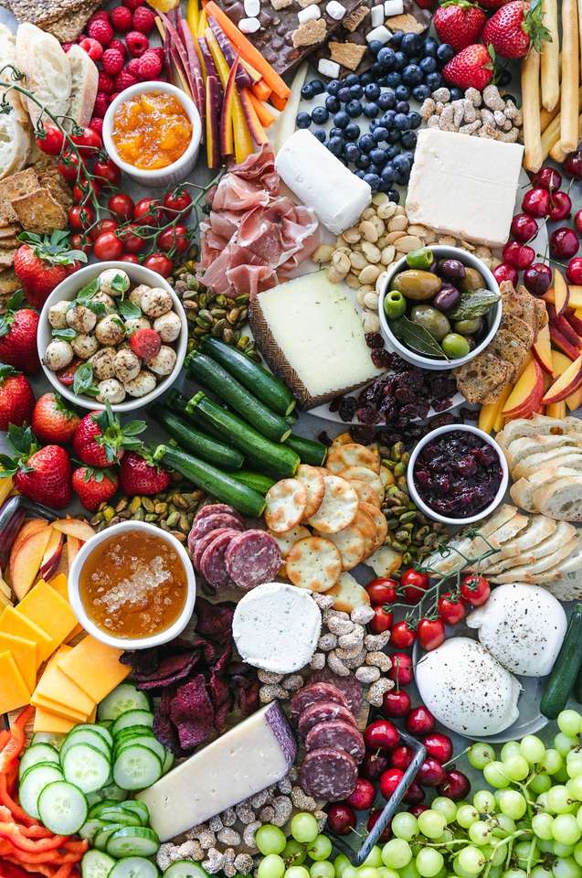 Čerstvé letní ovoce, vegetariánsko a sýr skládačky online