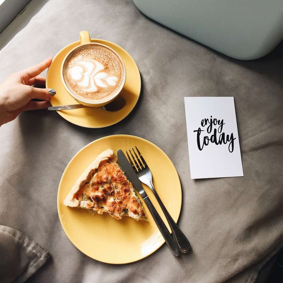 fatiado de pizza e café com leite puzzle online