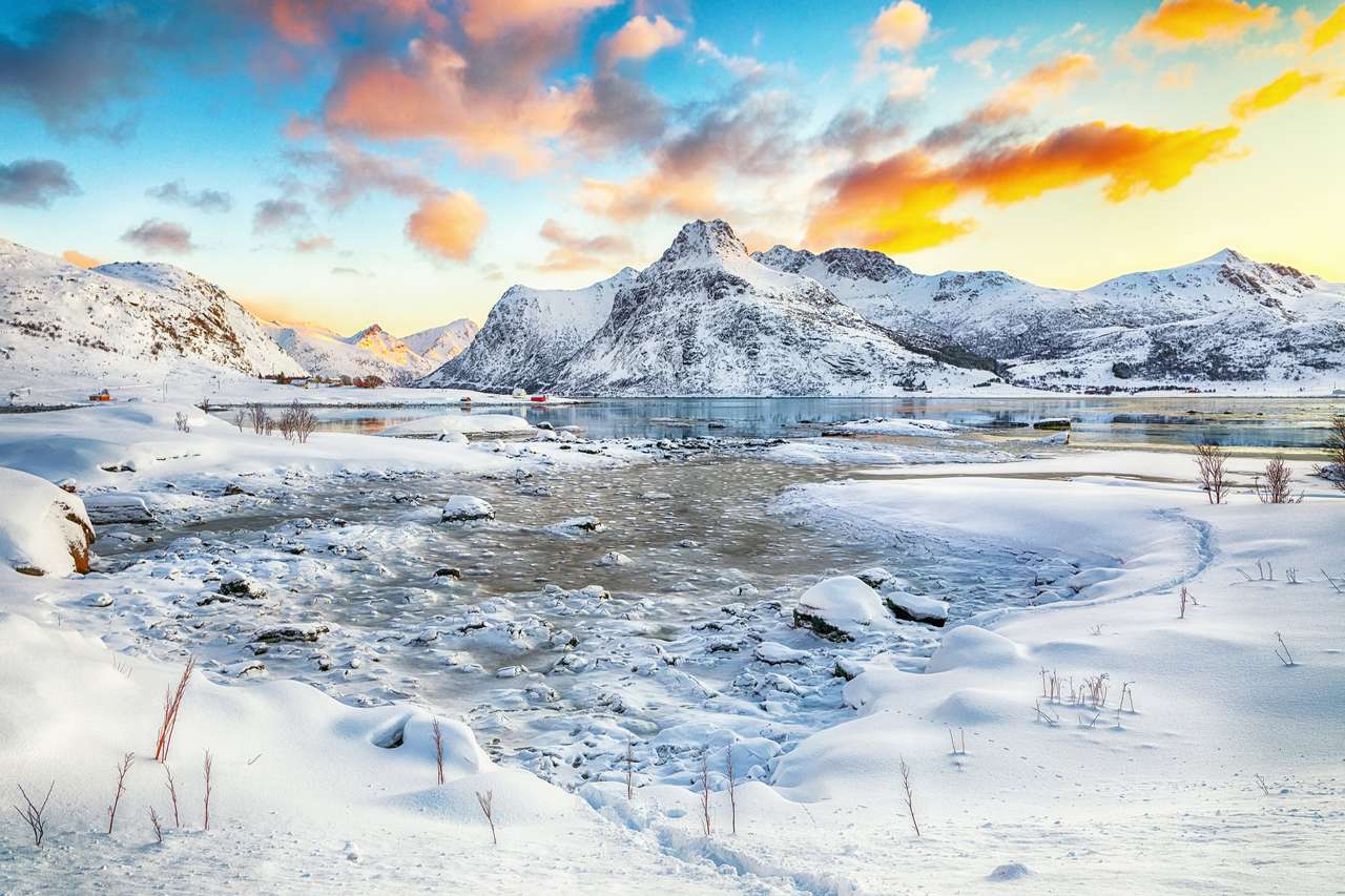 Πανέμορφο κατεψυγμένο Flakstadpollen και Boysen Fjords παζλ online