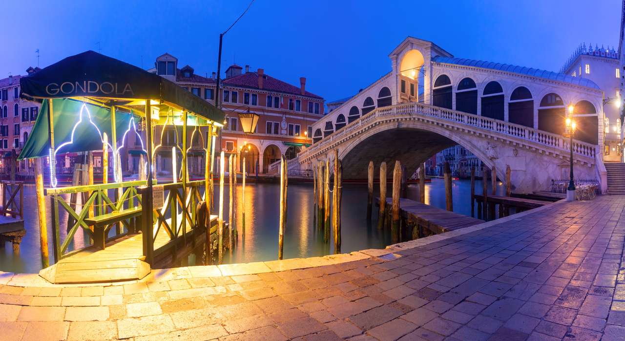 Rialto most, Benátky, Itálie skládačky online