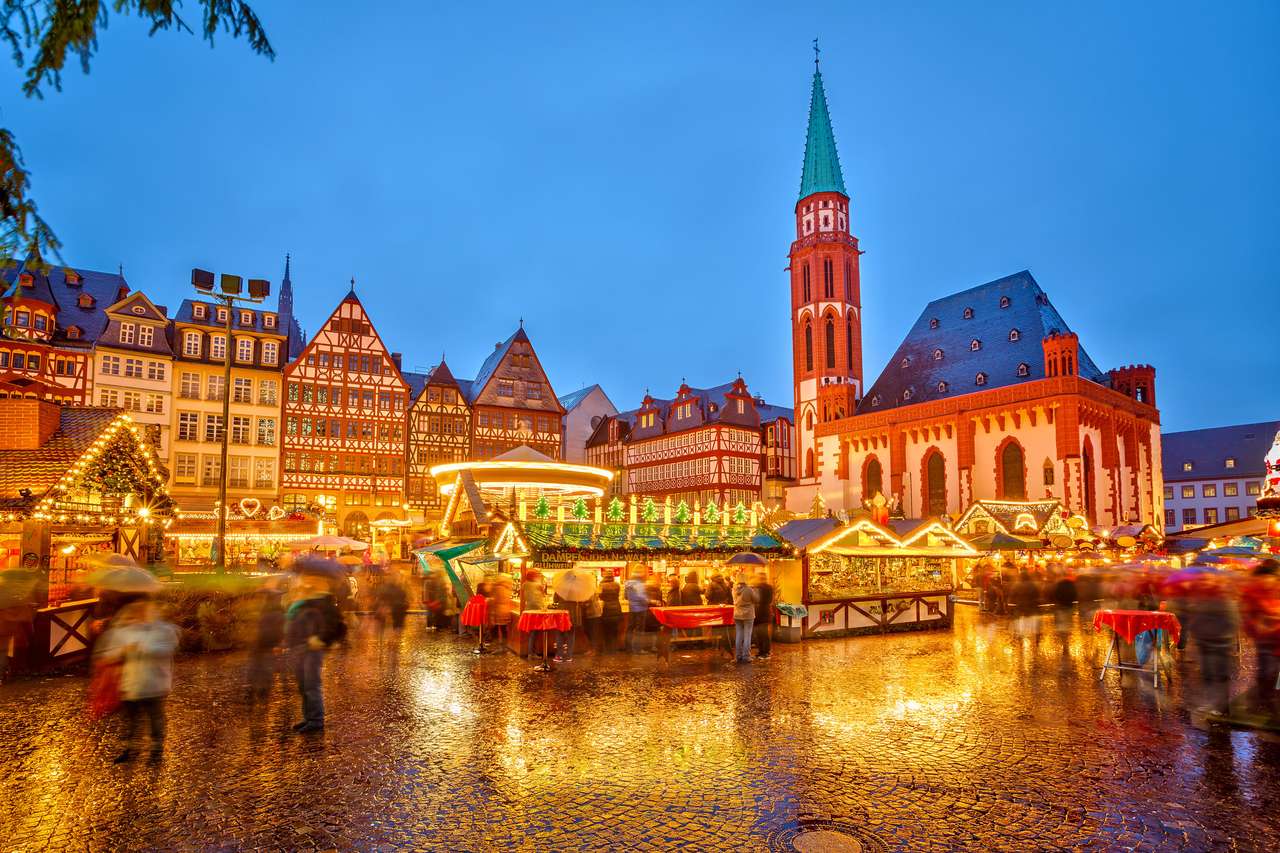 Traditionele Kerstmismarkt in Frankfurt, Duitsland online puzzel