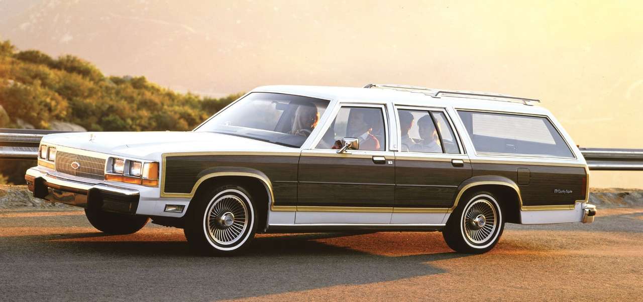 1988 Ford Country Squire LX puzzle en ligne