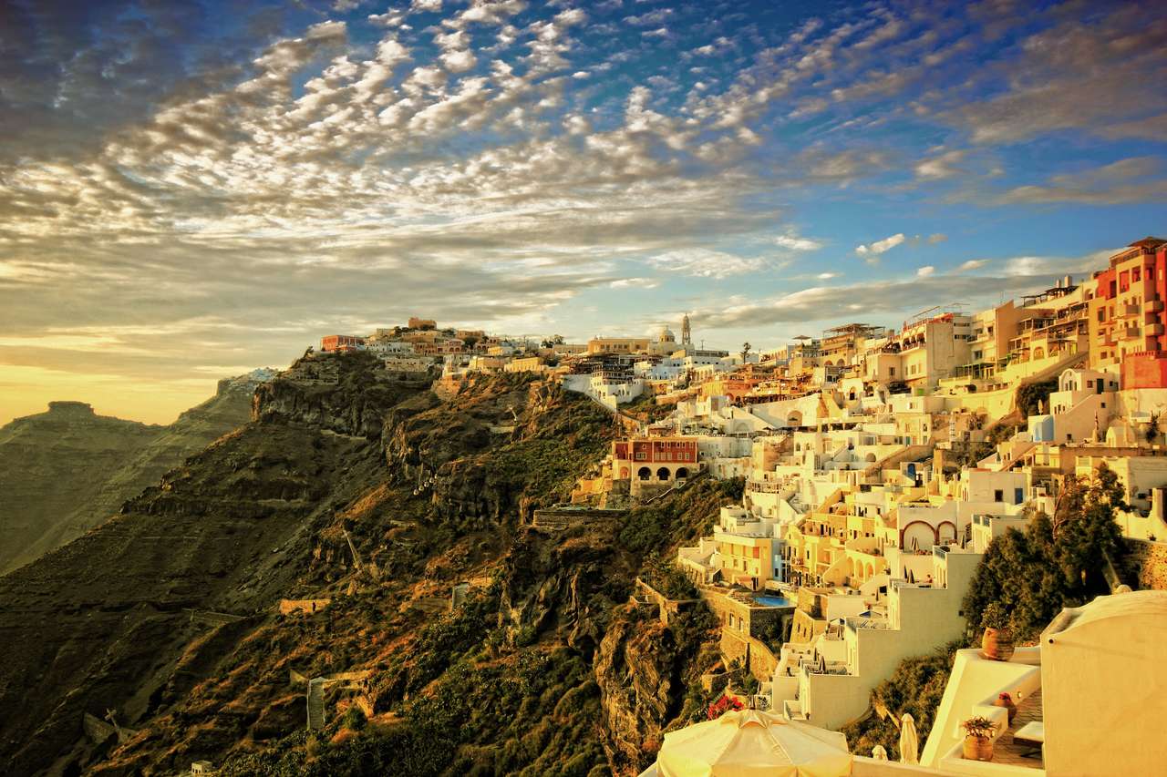 Vista da cidade de Fira - Santorini Grécia quebra-cabeças online
