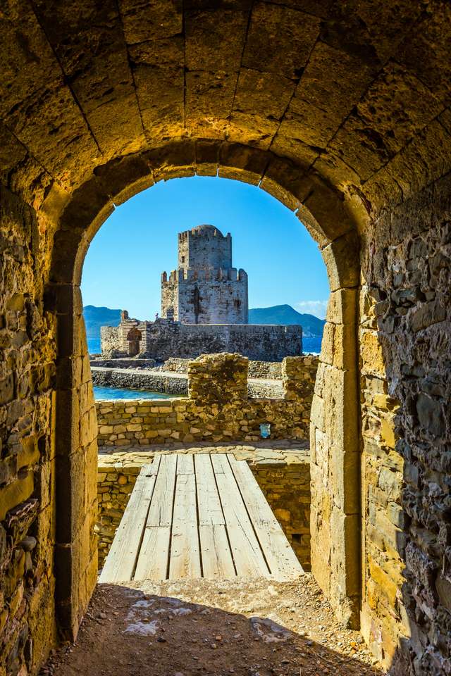 Ενετικό οχυρό κάστρο Μεθώνη παζλ online