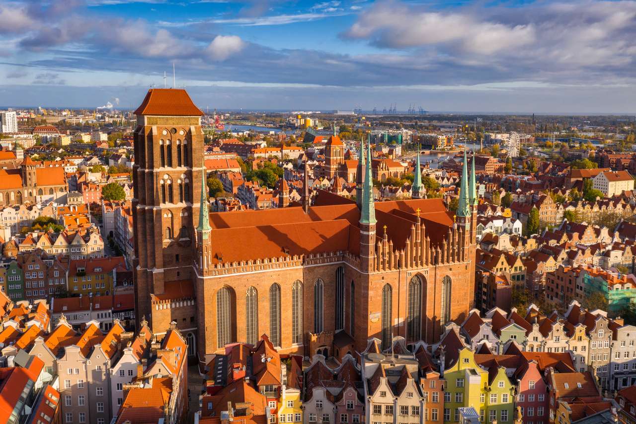 Basílica de Santa Maria em Gdansk quebra-cabeças online