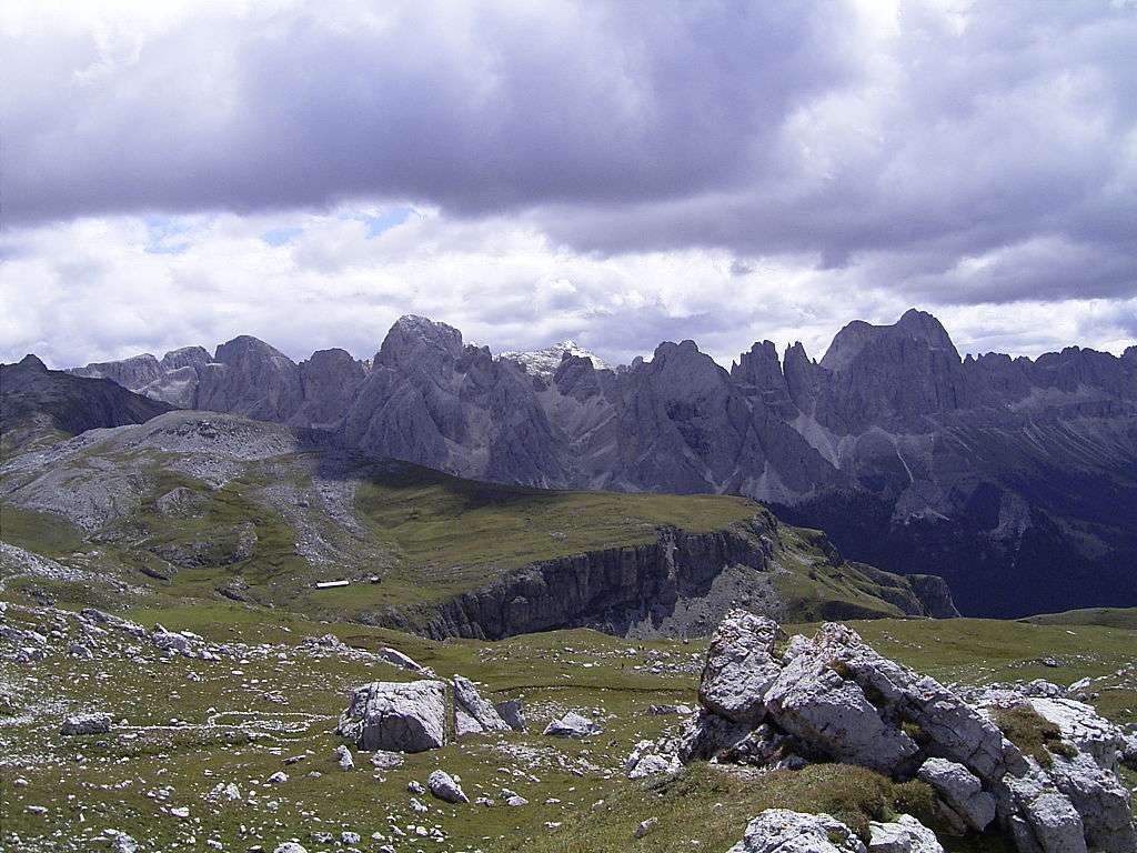 Massif du Sciliar dans les Dolomites puzzle en ligne