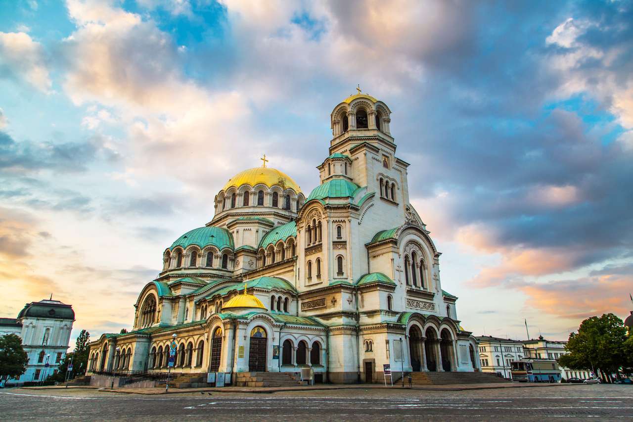 Собор Святого Олександра Невського в Софії пазл онлайн