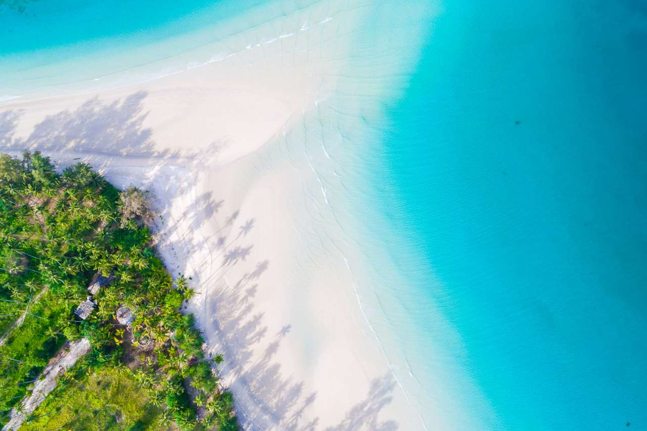 Αεροφωτογραφία του θαλάσσιου νησιού online παζλ