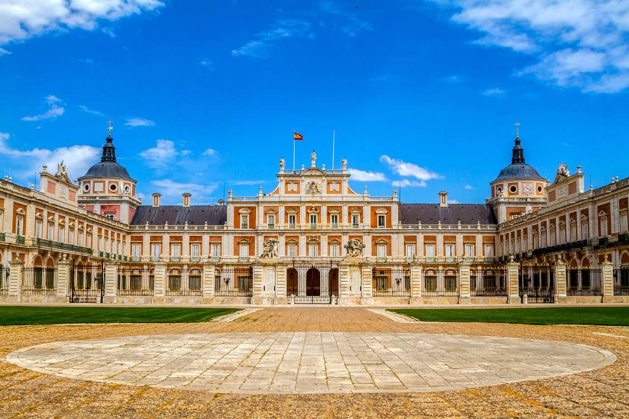 Kungliga slottet i Madrid Pussel online