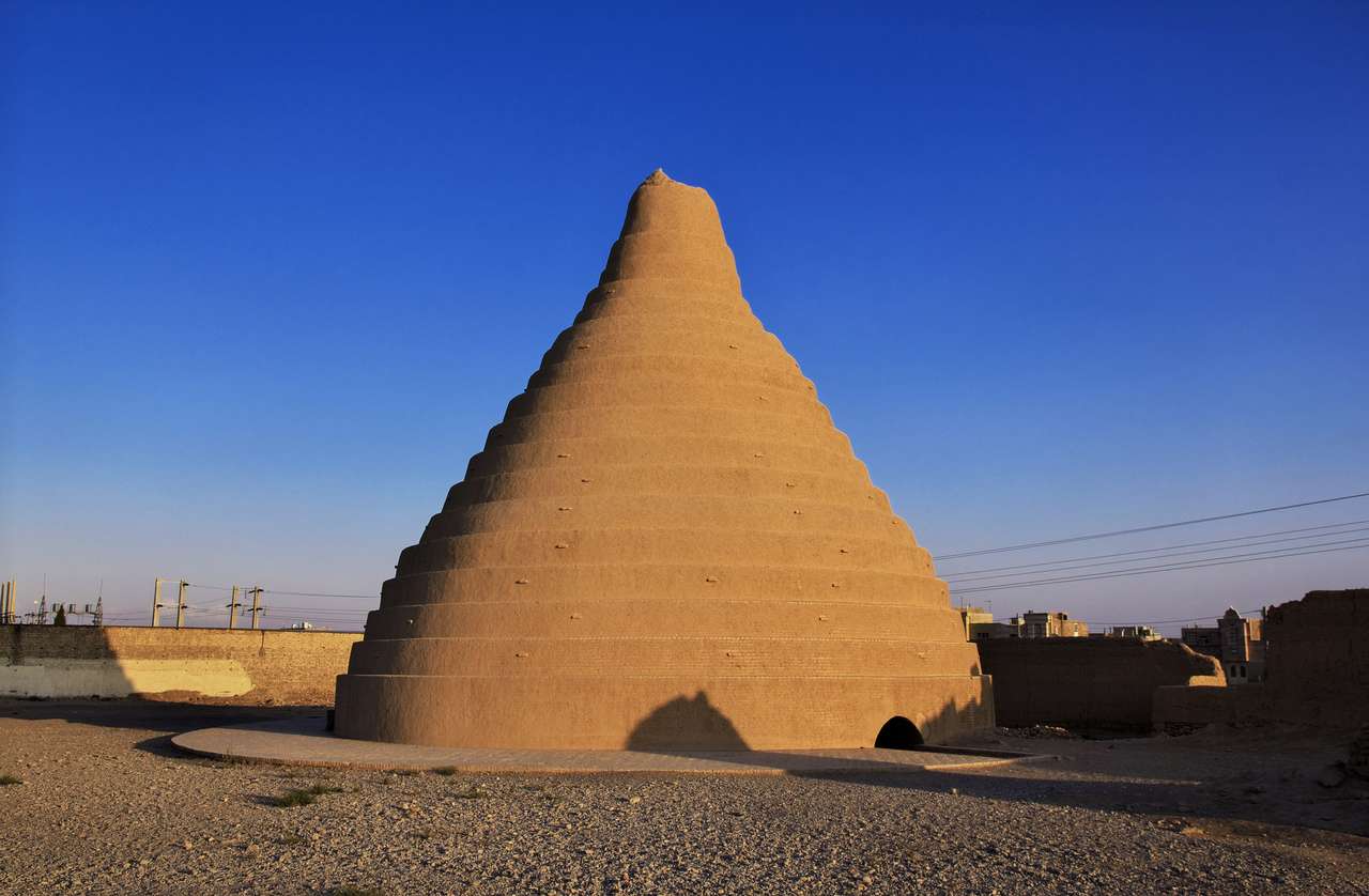 Starověké město Yazd v Íránu online puzzle