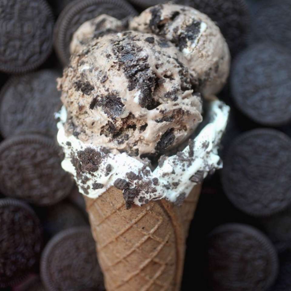 Biscuiți și înghețată Con de înghețată puzzle online