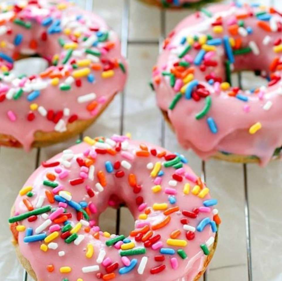 Donuts rosados ​​con chispitas rompecabezas en línea