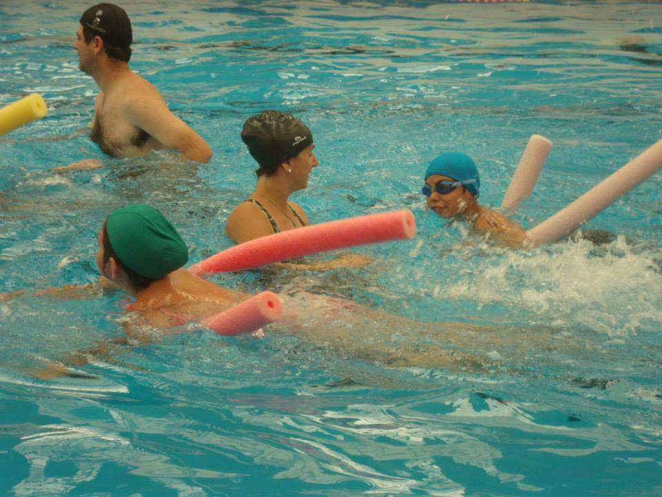 Δραστηριότητες στην πισίνα παζλ online