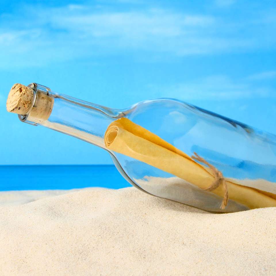 Бутылка В песке онлайн-пазл