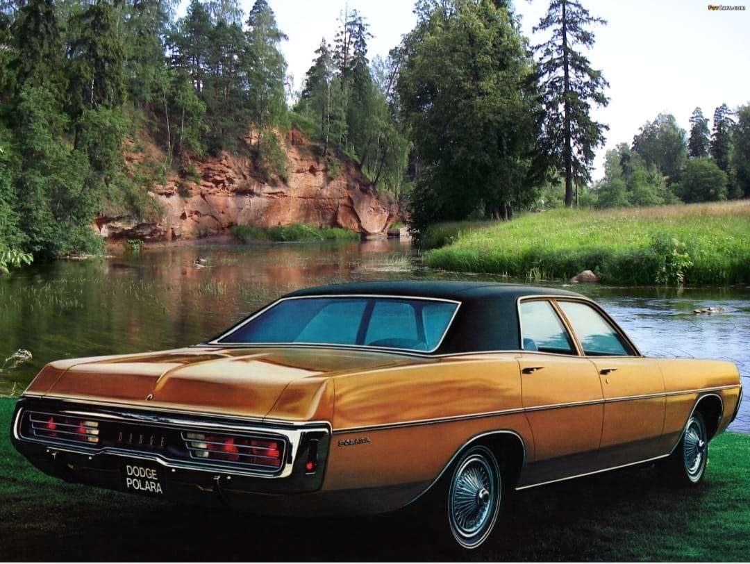 4-дверний седан Dodge Polara Custom 1971 року випуску онлайн пазл