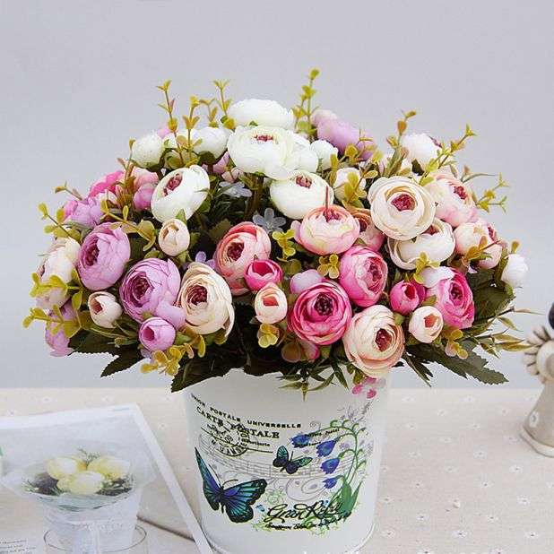 Kytice čajových růží skládačky online