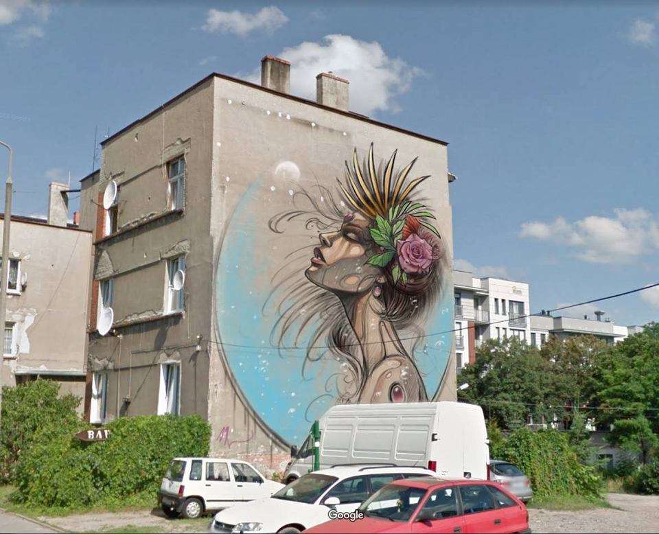 Muurschildering op de muur van een flatgebouw legpuzzel online