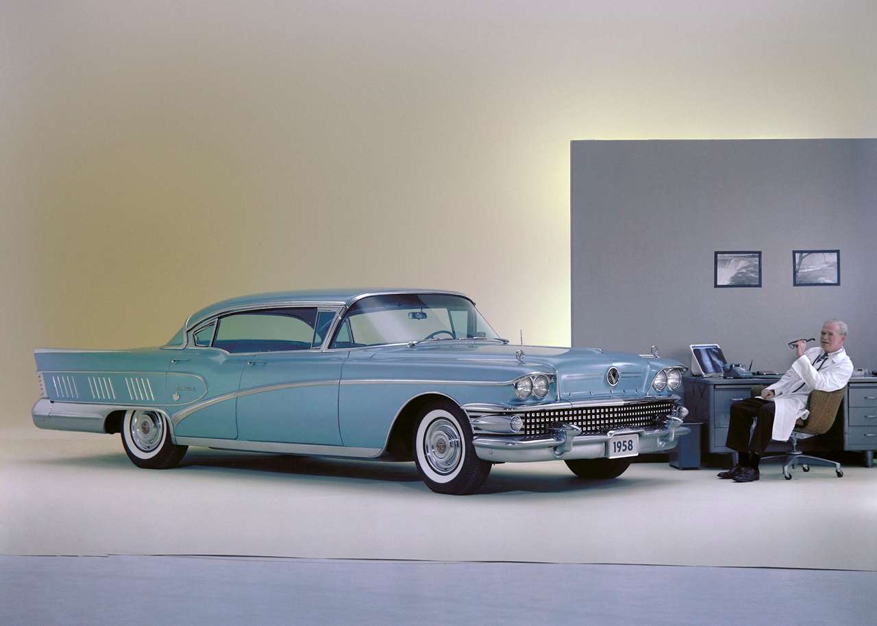 1958 Buick Limited Riviera cu 4 uși jigsaw puzzle online