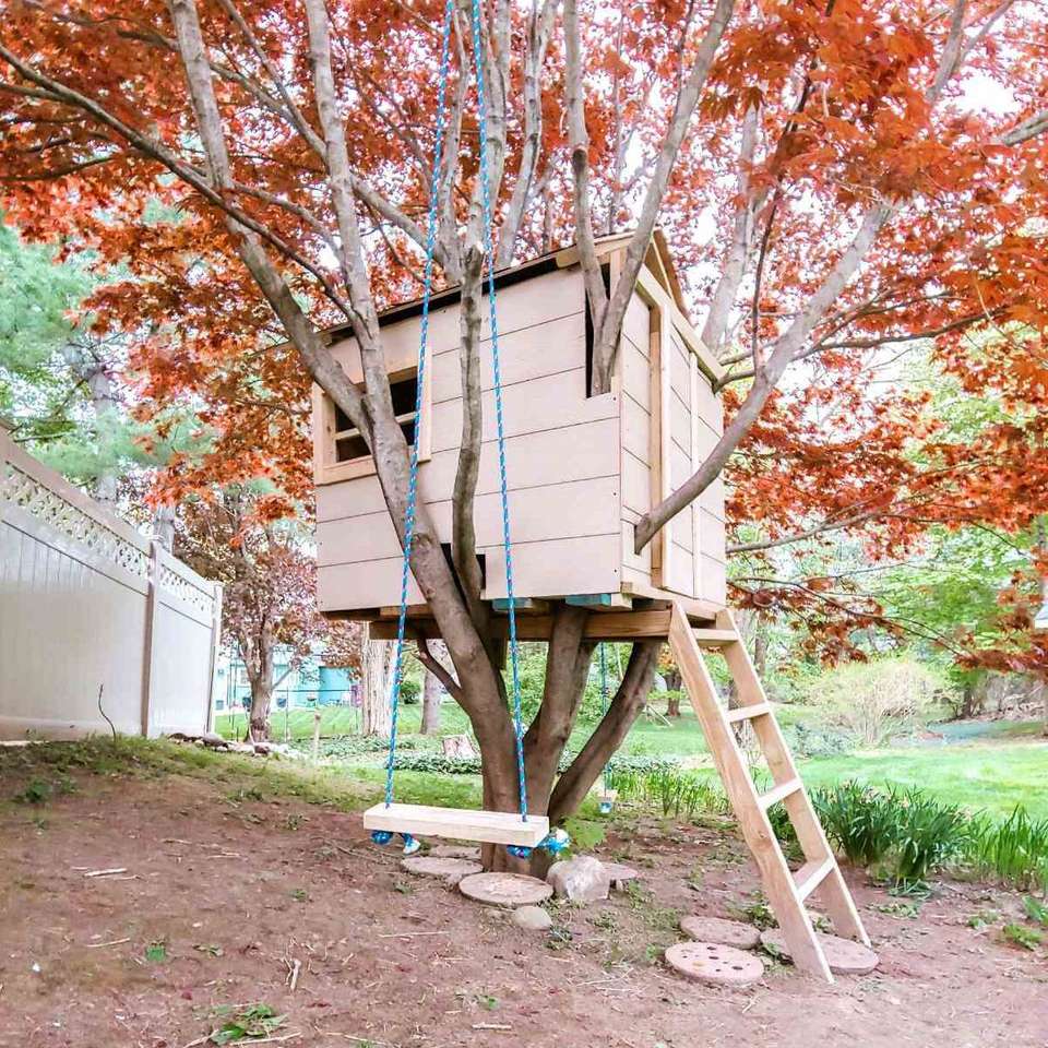 dětský dům na stromě skládačky online