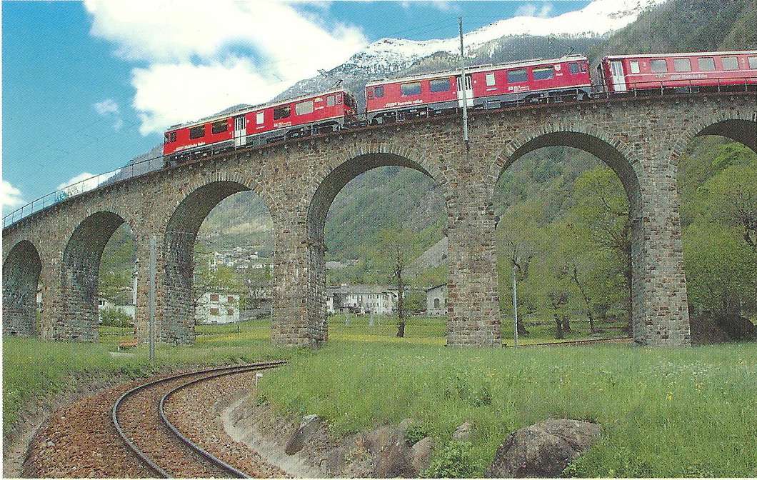 Kör alakú viadukt Brosióban online puzzle