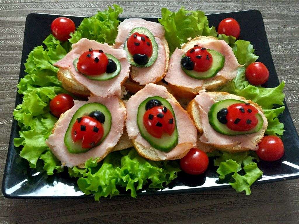 Різнокольорові бутерброди для дітей пазл онлайн