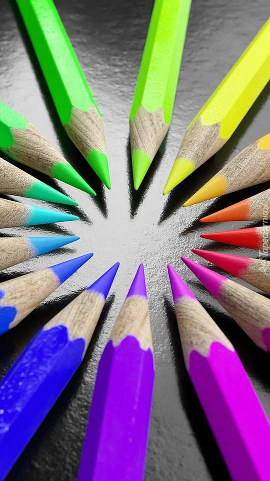 Crayons colorés puzzle en ligne