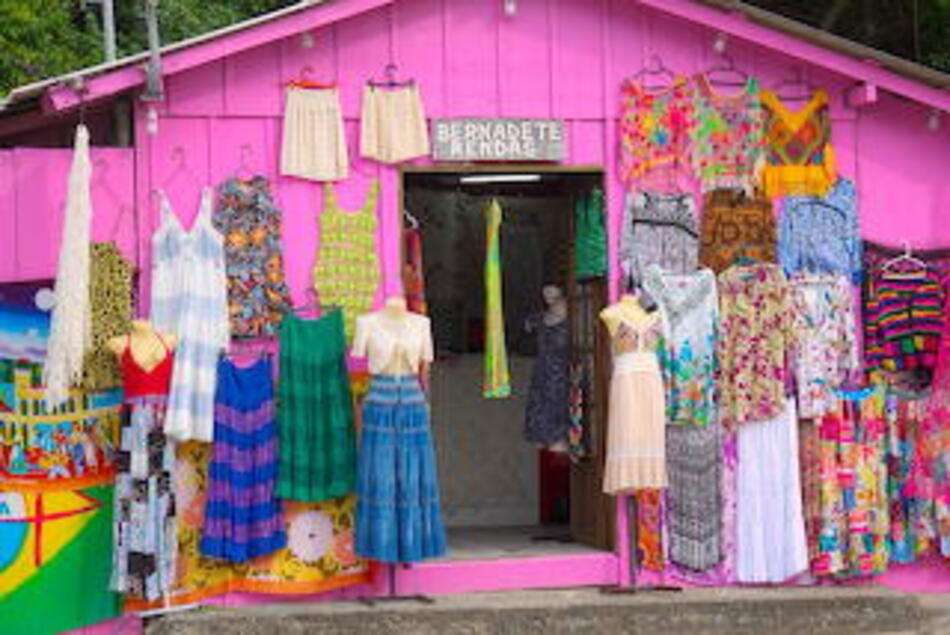 Μικρό κατάστημα με φορέματα online παζλ