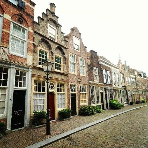 Hofstraat Dordrecht- ωραία ολλανδικά σπίτια online παζλ