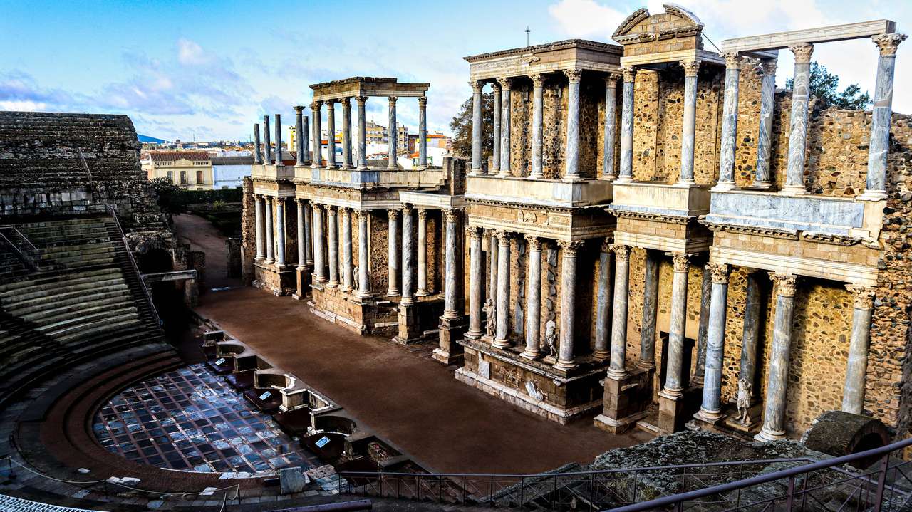 Roman theater in Mérida - Spain online puzzle