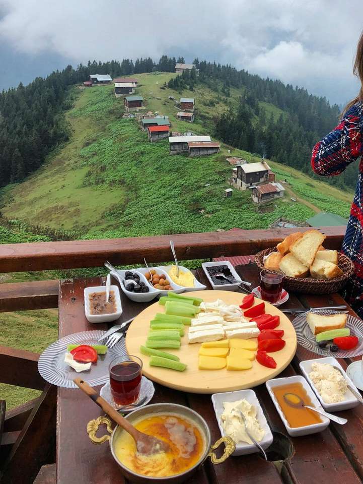 Almoço nas Montanhas quebra-cabeças online