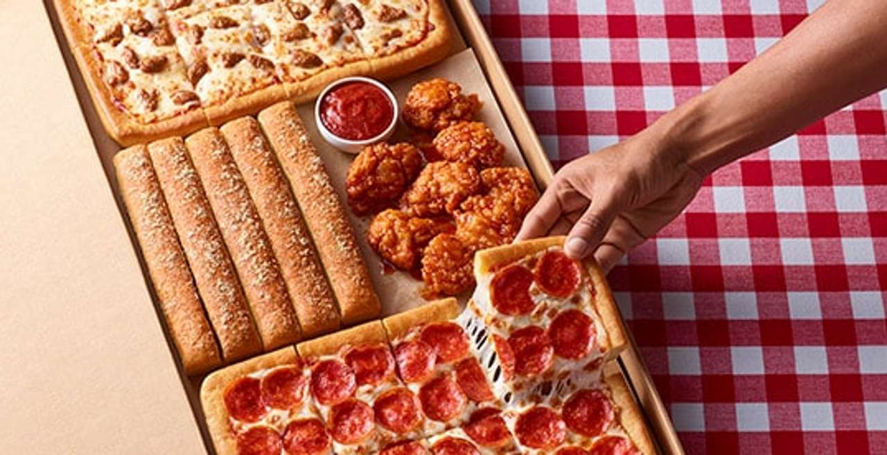 Пицца Хат большая коробка пазл онлайн