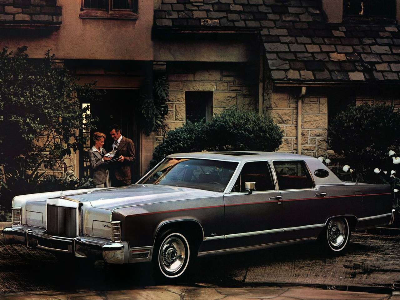 Lincoln Continental Town Car 1978 года выпуска. онлайн-пазл