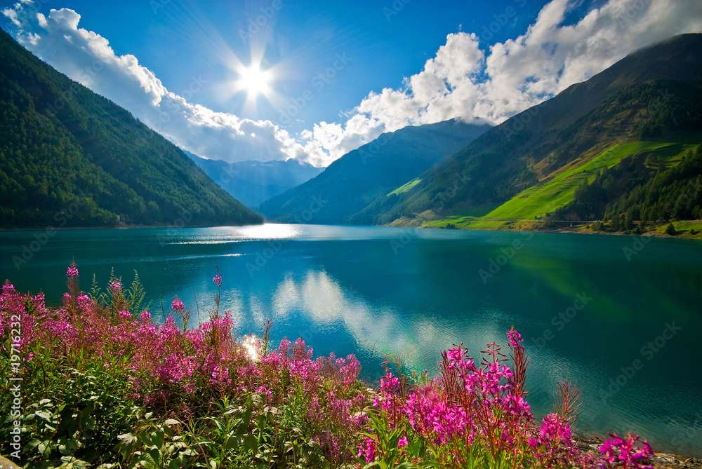 Hegyi tó Bolzano -ban online puzzle