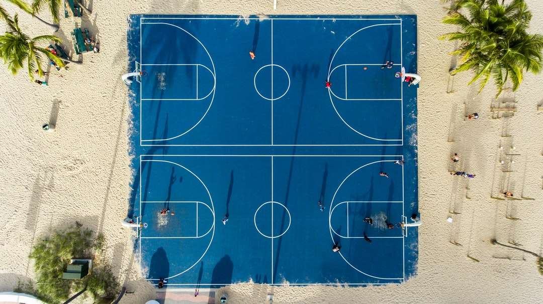 photographie aérienne d'un terrain de basket puzzle en ligne