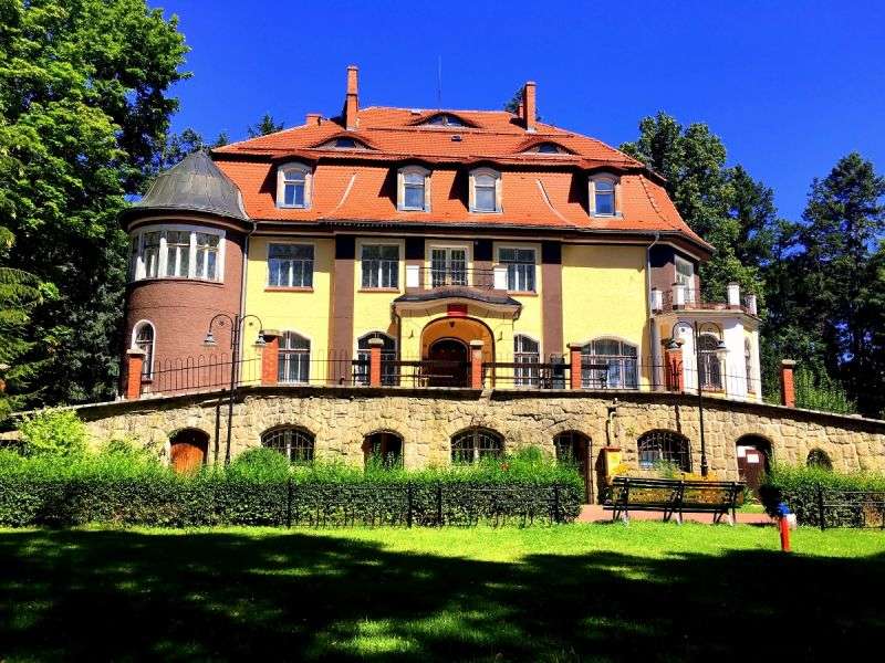 Παλάτι στο Muchów παζλ online