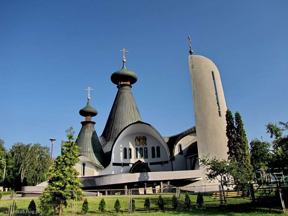 Iglesia ortodoxa en Hajnówka rompecabezas en línea