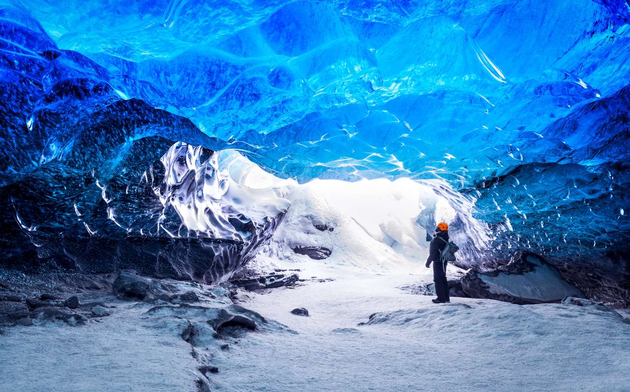 Ледник в национальном парке Ватнайокудль, Исландия онлайн-пазл