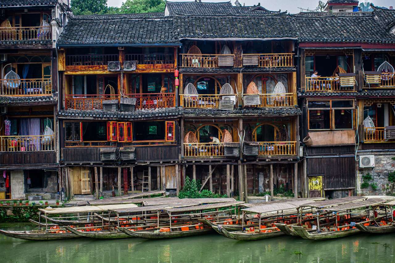 Fenghuang, provincia Hunan, China puzzle online